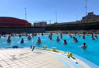 Amplia participación en las actividades deportivas de la piscina municipal